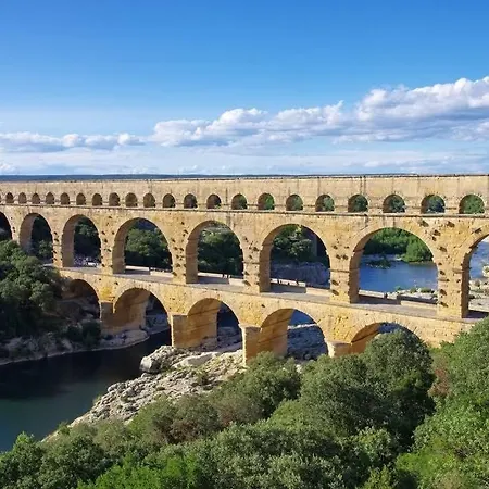 Le Sully, Confort En Centre & Climatise Nîmes