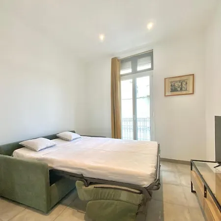 Le Sully, Confort En Centre & Climatise * 尼姆