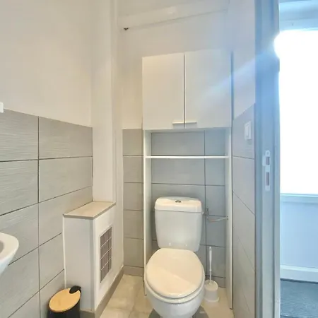 Le Sully, Confort En Centre & Climatise * 尼姆